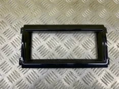 Накладка декоративная Land Rover Discovery V (2016-н.в.) 2018 HY32047A04A 3.0 D 30DDTX