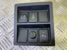 Блок кнопок Toyota Hilux (2015-2021) 2015 55446KK030 ПИКАП