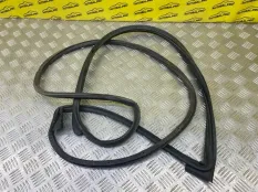 Уплотнитель двери передней правой Toyota Land Cruiser Prado 120 (2002-2009) 2006 6786160120