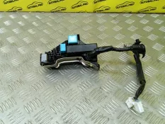 Блок реле Toyota Hilux (2015-2021) 2017 826600K070 ПИКАП 2.4 D 2GDFTV