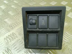 Блок кнопок Toyota Hilux (2015-2021) 2017 55446KK030 ПИКАП 2.4 D 2GDFTV