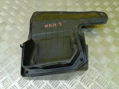 Крышка аккумулятора Land Rover Range Rover Evoque I (2011-2018) 2011 BJ325162A 2.2 D 224DT