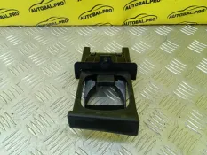 Подстаканник Toyota Hilux (2005-2015) 2014 556350K010 ПИКАП 2.5 D 2KDFTV