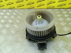 Моторчик печки Toyota Hilux (2005-2015) 2014 871030K200 ПИКАП 2.5 D 2KDFTV