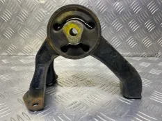 Подушка крепления двигателя Dodge Caliber I (2006-2012) 2008 05088047AB 2.0 D ECD