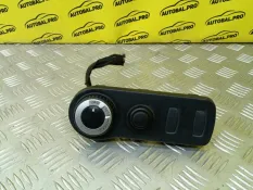 Переключатель полного привода Dacia Duster 2010-2017 2014 8200796642 1.5 D K9K858