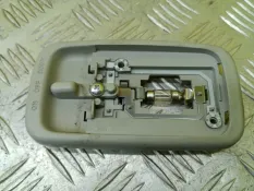 Фонарь салона (плафон) Toyota Hilux (2005-2015) 2014 812400K010B0 ПИКАП 2.5 D 2KDFTV