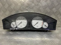 Щиток приборов (приборная панель) Chrysler 300C (2004-2011) 2008 04836990AA