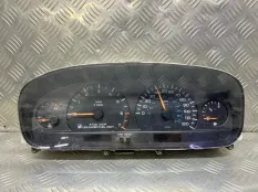 Щиток приборов (приборная панель) Chrysler Voyager III 1995-2001 1998 P04685623AB