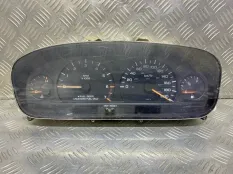 Щиток приборов (приборная панель) Chrysler Voyager III 1995-2001 1999 P04685629AB