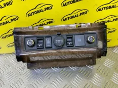 Блок кнопок Infiniti QX80 (2013-2020) 2014 682461LA0A 5.6 I VK56VD