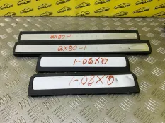 Накладка на порог внутренняя (комплект) Infiniti QX80 (2013-2020) 2014 769B11LA0A 5.6 I VK56VD