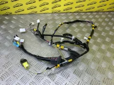 Проводка двери Toyota Rav 4 (CA40) (2012-2019) 2013 8215242B90 2.0 D 1ADFTV