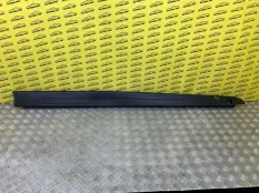 Молдинг (накладка кузовная) Dodge RAM V (2018-н.в) 2021 68292864AC ПИКАП 5.7 I EZH