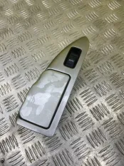 Кнопка стеклоподъемника заднего правого Toyota Land Cruiser Prado 120 (2002-2009) 2008 8403060023 ВНЕДОРОЖНИК 4.0 I 1GRFE