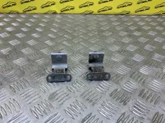 Петля двери багажника Volkswagen Touareg II (2010-2018) 2013 1K6827301C ВНЕДОРОЖНИК 3.0 D CJMA