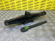 Домкрат Volkswagen Touareg II (2010-2018) 2013 7L6011141 ВНЕДОРОЖНИК 3.0 D CJMA