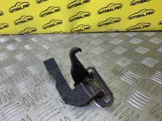 Крюк капота Land Rover Range Rover Evoque I (2011-2018) 2014 BJ3216892AB ВНЕДОРОЖНИК 2.2 D 224DT