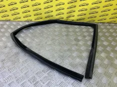Уплотнитель стекла двери (бархотка) Land Rover Range Rover Evoque I (2011-2018) 2014 LR052648 2.2 D 224DT