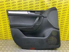 Обшивка двери передняя левая Volkswagen Touareg II (2010-2018) 2013 7P1867011 ВНЕДОРОЖНИК 3.0 D CJMA