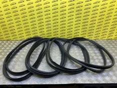 Уплотнитель Ford Ranger III (2011-2023) 2021 EB3B4120530BA ПИКАП 2.0 D T20DD0J