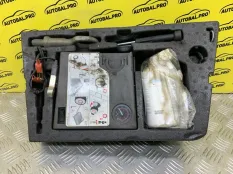 Набор инструментов штатный Volkswagen Touareg II (2010-2018) 2013 7L0012617B ВНЕДОРОЖНИК 3.0 D CJMA