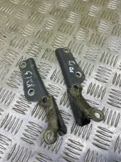 Петля капота Mitsubishi L200 (2006-2015) 2010 MR473529 ПИКАП 2.5 D 4D56