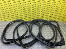 Уплотнитель Toyota Land Cruiser Prado 120 (2002-2009) 2004 6231160100 ВНЕДОРОЖНИК 3.0 D