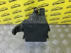 Блок предохранителей под капот Nissan Pathfinder (R51M) 2004-2013 2007 284B7EB31C ВНЕДОРОЖНИК 2.5 D YD25DDTI