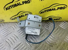 Усилитель антенны Nissan Pathfinder (R51M) 2004-2013 2007 28231EB32A ВНЕДОРОЖНИК 2.5 D YD25DDTI