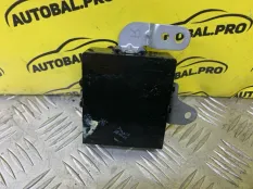 Блок электронный Toyota Land Cruiser Prado 120 (2002-2009) 2004 8953060310 ВНЕДОРОЖНИК 3.0 D