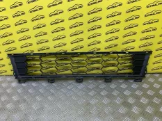 Решетка в бампер Mitsubishi L200 (2015-2022) 2016 6402A357 ПИКАП 2.4 D 4N15