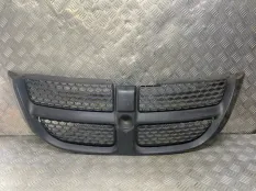 Решетка радиатора Dodge Caravan IV (2000-2007) 2002 04857296AA