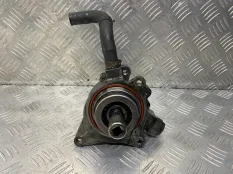 Насос вакуумный Nissan Navara (D40) 2004-2015 2008 14650EB30A ПИКАП 2.5 D YD25DDTI