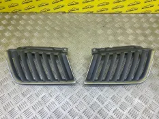 Решетка радиатора Mitsubishi L200 (2006-2015) 2008 7450A187 ПИКАП 2.5 D 4D56