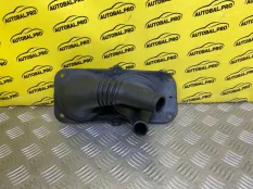 Чехол рычага КПП Toyota Hilux (2005-2015) 2008 582880K070 ПИКАП 3.0 D 1KDFTV