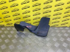 Дефлектор радиатора Toyota Hilux (2005-2015) 2008 532930K011 ПИКАП 3.0 D 1KDFTV