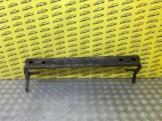 Усилитель бампера переднего Toyota Hilux (2005-2015) 2014 520210K022 ПИКАП 2.5 D 2KDFTV