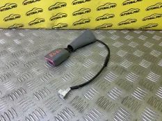 Ответная часть ремня безопасности Toyota Hilux (2005-2015) 2008 732300K030 ПИКАП 3.0 D 1KDFTV