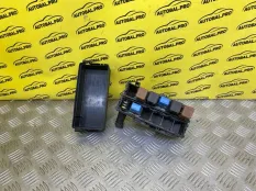 Блок предохранителей Nissan Pathfinder (R51M) 2004-2013 2008 63564197 ВНЕДОРОЖНИК 2.5 D YD25DDTI