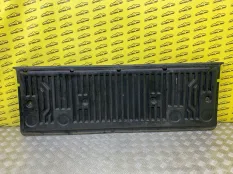 Обшивка крышки багажника Toyota Hilux (2005-2015) 2005 657000K190 ПИКАП 3.0 D 1KDFTV