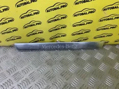 Накладка на порог внутренняя передняя правая Mercedes-Benz GLB 200 (2019-н.в) 2021 A1776809905 ВНЕДОРОЖНИК 1.3 I M282