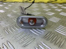 Повторитель поворота в крыло Volkswagen Amarok (2010-н.в.) 2012 7H0949117A ПИКАП 2.0 D CDCA