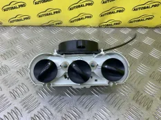 Блок управления печки/климат-контроля Toyota Hilux (2005-2015) 2005 559000K010 ПИКАП 3.0 D 1KDFTV