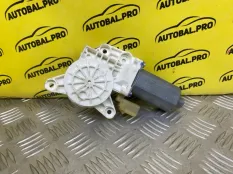 Моторчик стеклоподъемника передний правый Chrysler Grand Voyager V (2008-2015) 2009 0130821470 МИНИВЭН 2.8 D