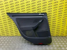 Обшивка двери задняя левая Volkswagen Golf V (2003-2008) 2005 1K4868069A
