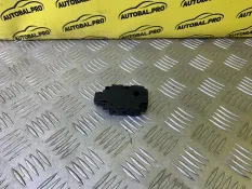 Моторчик заслонки печки Mercedes-Benz GLB 200 (2019-н.в) 2021 A0999063502 ВНЕДОРОЖНИК 1.3 I M282