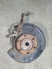 Кулак поворотный правый Toyota Land Cruiser Prado 150 (2009-2023) 2010 4.0 I 1GRFE