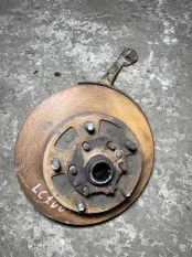 Кулак поворотный правый Toyota Land Cruiser (100) 1998-2007 2002 4.7 I 2UZFE