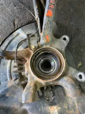 Кулак поворотный правый Toyota Hilux (2005-2015) 2014 3.0 D 1KDFTV
